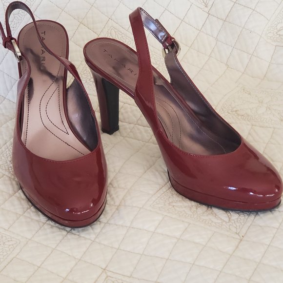 Tahari, Red patent sling back shoes. Size 9.5 - Picture 2 of 2
